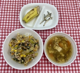 野菜が苦手な子、納豆が苦手な子、お肉が苦手な子、誰もがパクパク食べちゃう不思議な丼です。