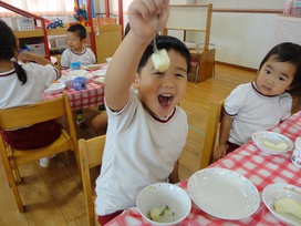 中華スープに高級自然薯がごろごろ！う～ん！贅沢なお味。（さくら組）