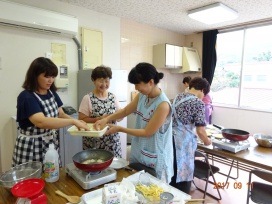 ９月お料理教室「鶏肉の甘酢あんかけ」に挑戦