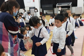 サプライズの〝運試し⁈お菓子くじ”
