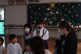 「トナカイさんは今どこにいるのですか？」「いつもはどんな仕事をしているのですか？」・・