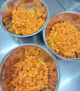 きれいなオレンジ色で彩りもよかったです。